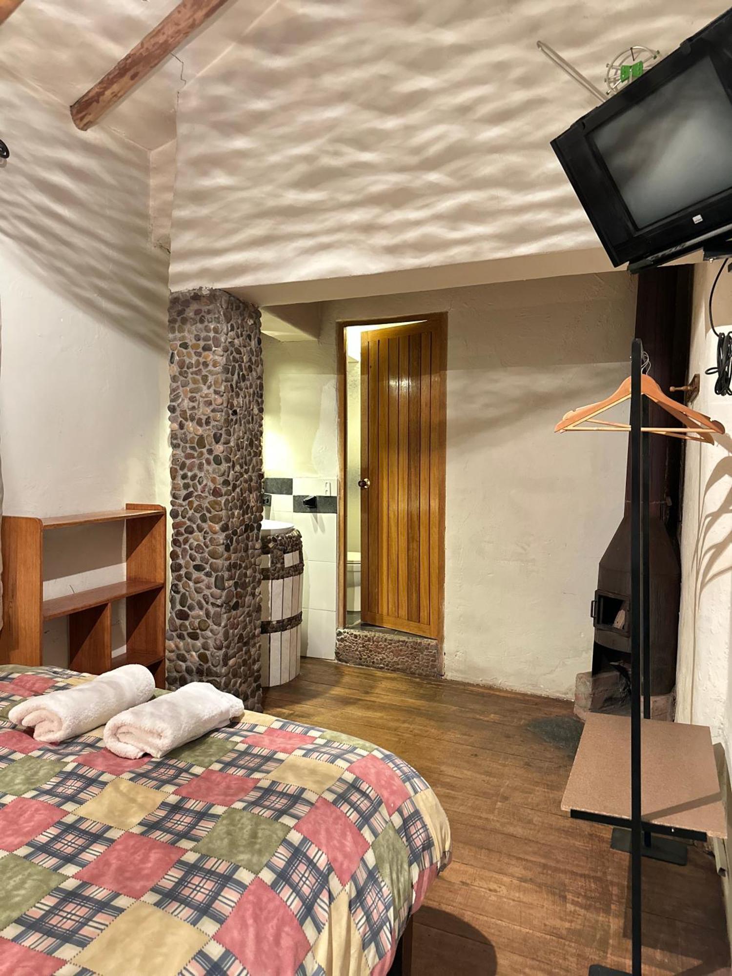 Hostel Del Campo クスコ エクステリア 写真